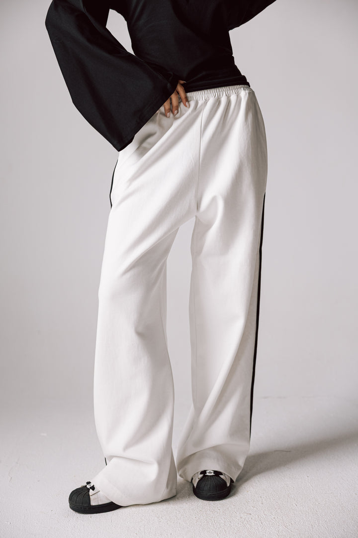 Wide cotton pants In White