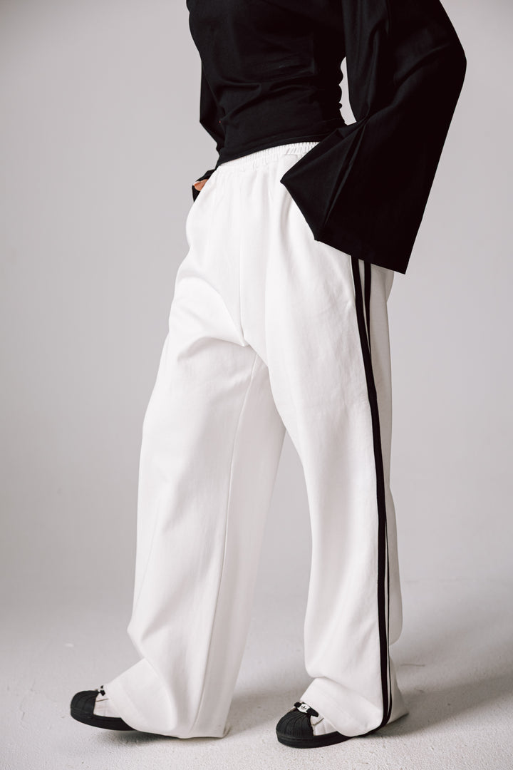 Wide cotton pants In White
