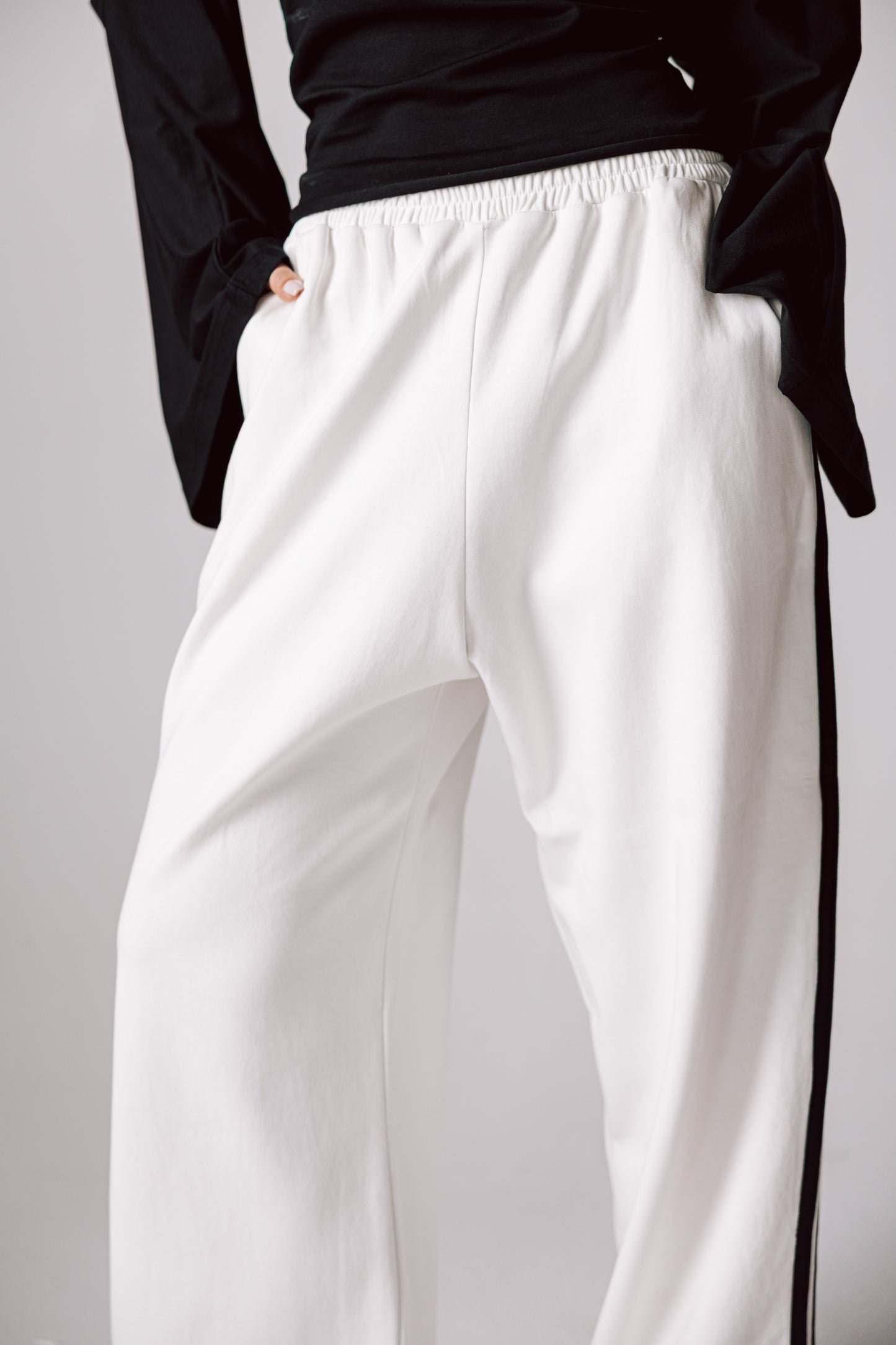 Wide cotton pants In White