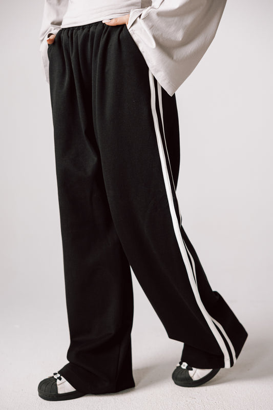 Wide cotton pants In Black