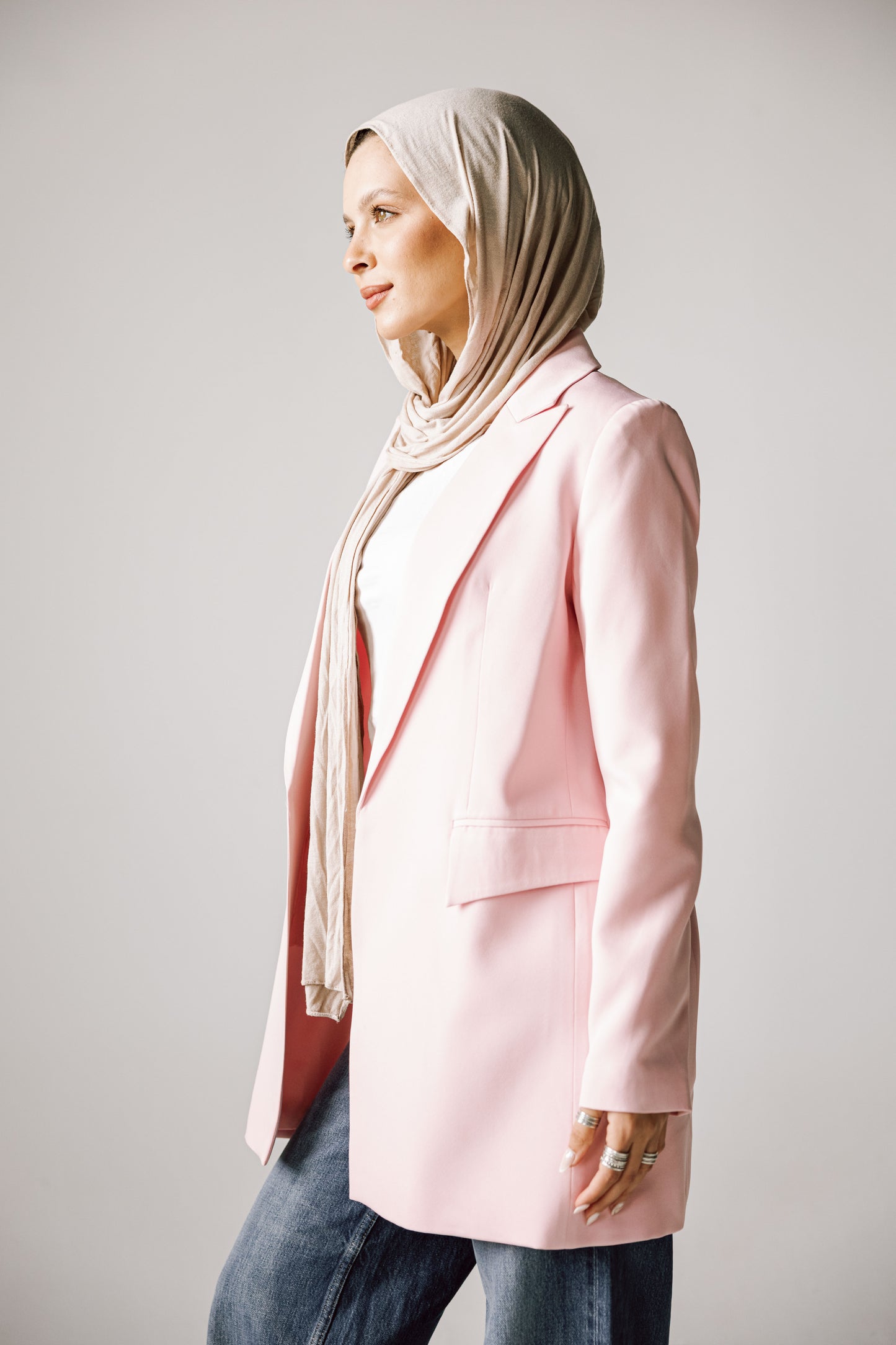 Slim fit pink blazer