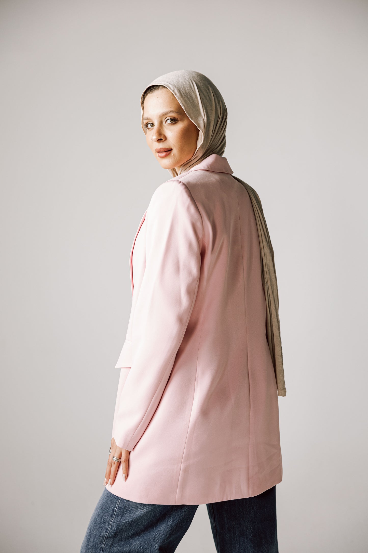 Slim fit pink blazer