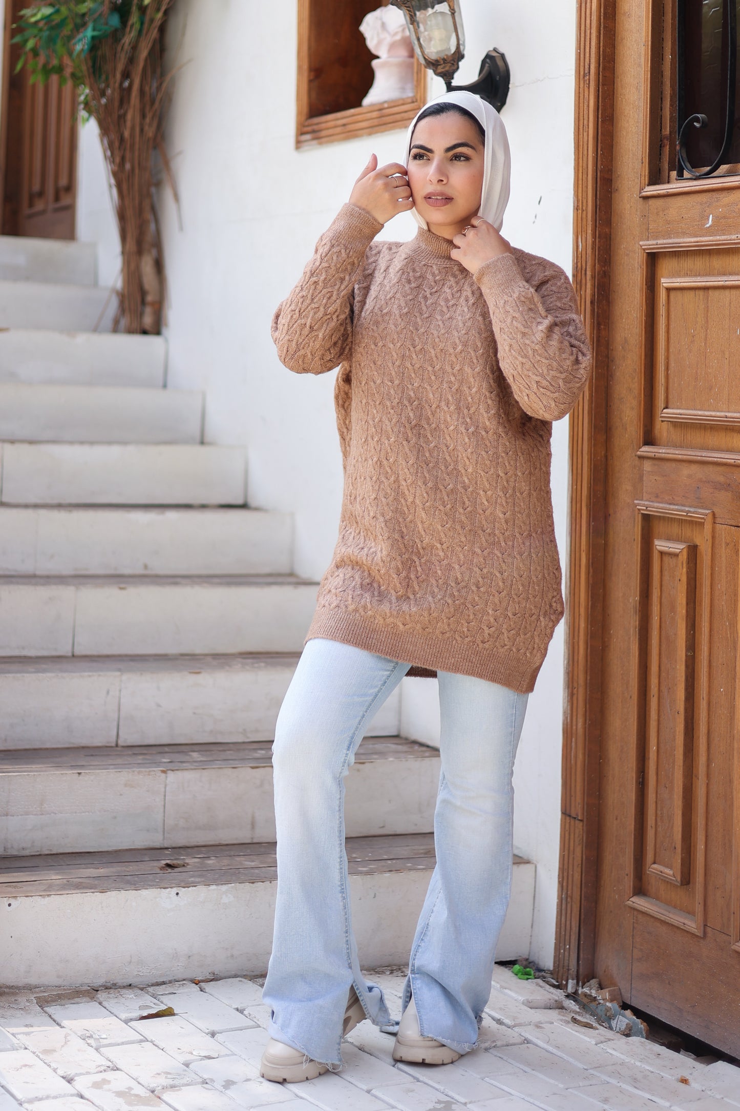 Brown pullover