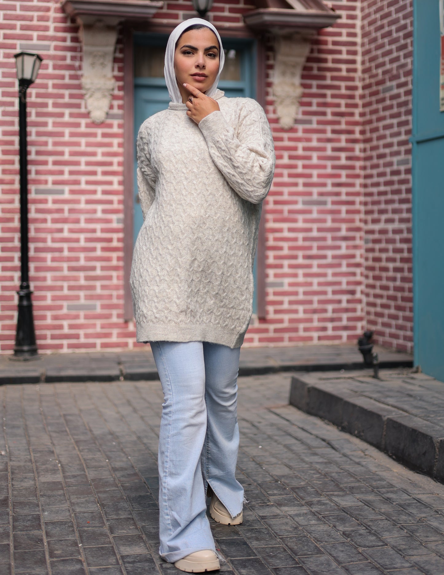 Light gray pullover